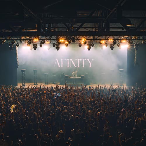 David Guetta Ft. Sia - Titanium (Afinity Remix)